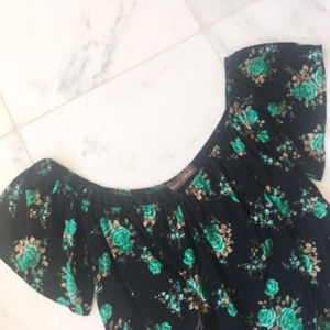 NWOT "Fearless" black floral off-shoulder crop top